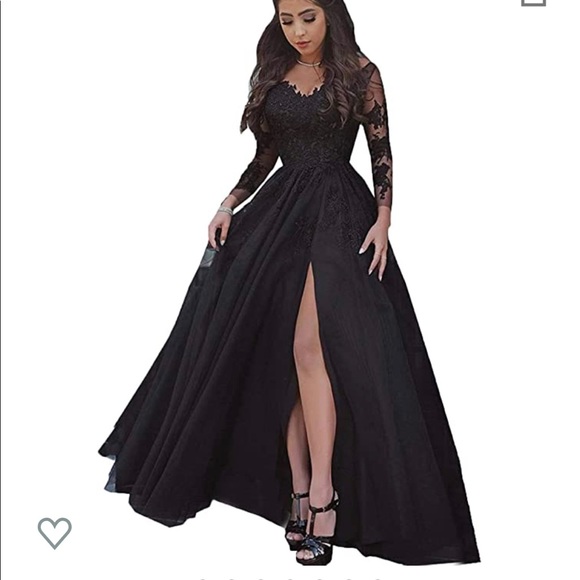 Dresses & Skirts - Black lace formal gown